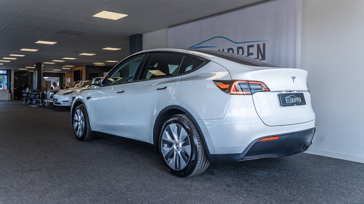 Billede af Tesla Model Y  RWD