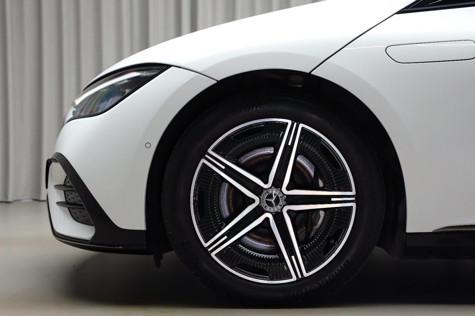 Mercedes-Benz EQE 350