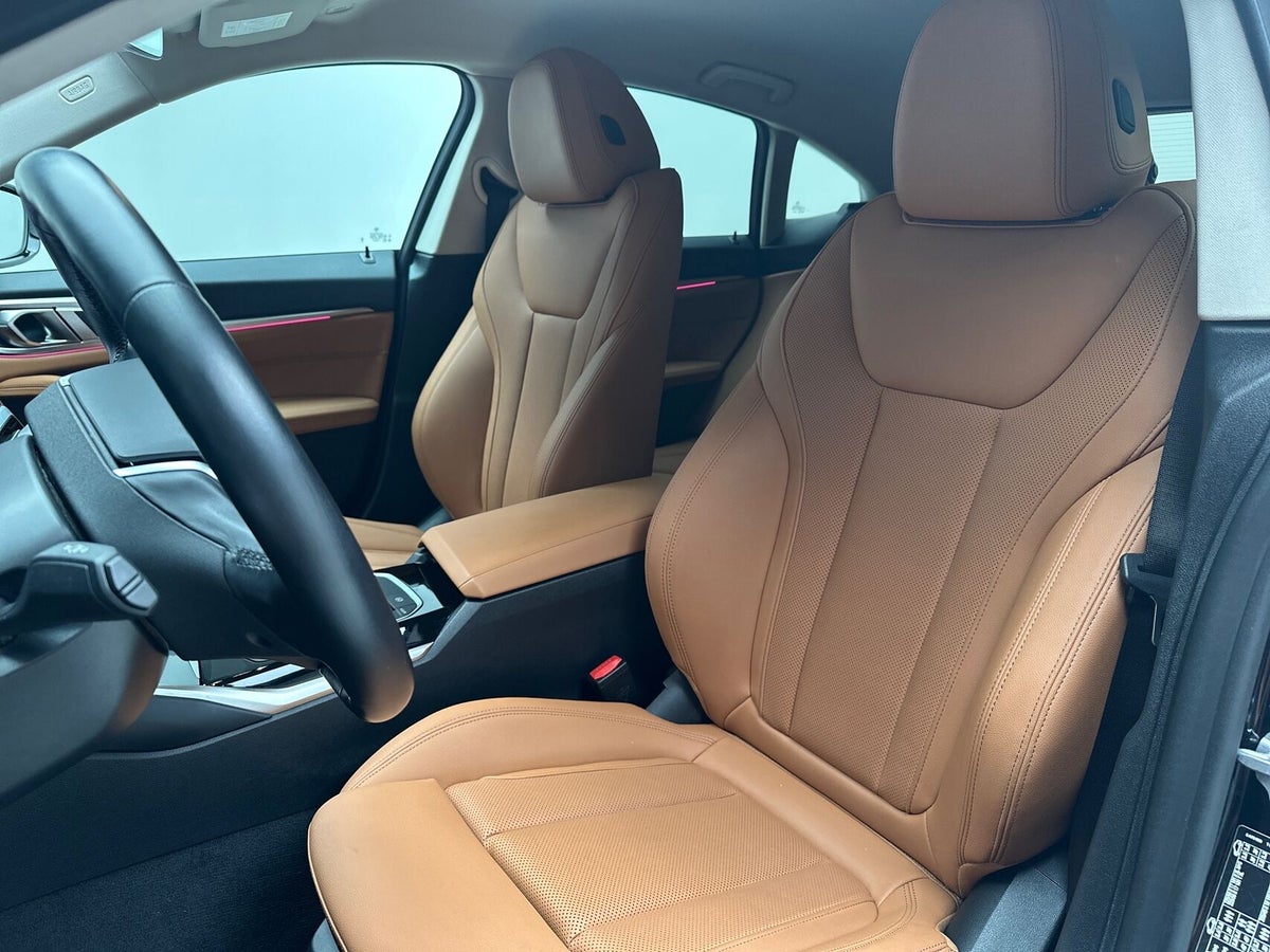 BMW i4 eDrive40 Charged billede 18