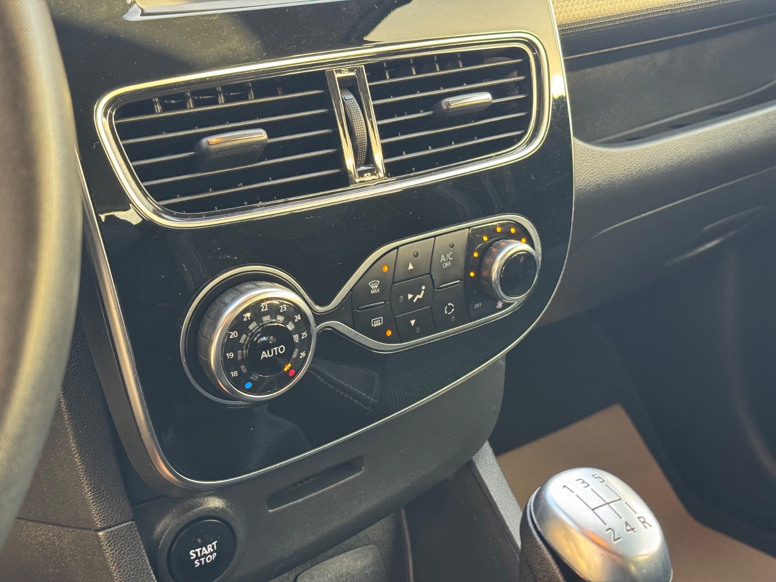 Billede af Renault Clio IV 1,5 dCi 90 Zen Sport Tourer