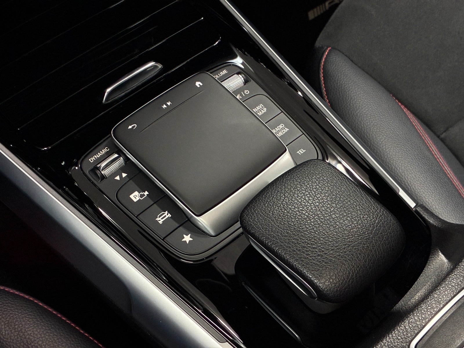 Billede af Mercedes EQB300  AMG Line 4Matic