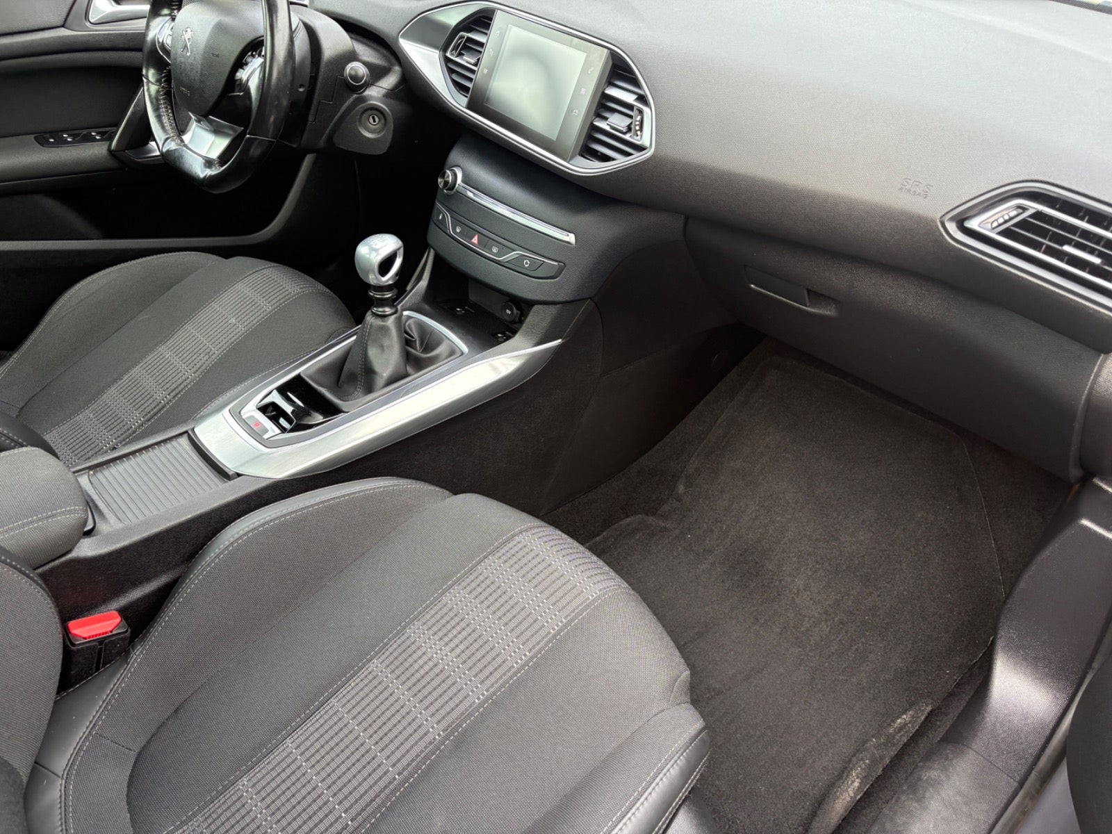 Peugeot 308 BlueHDi 120 Allure Sky