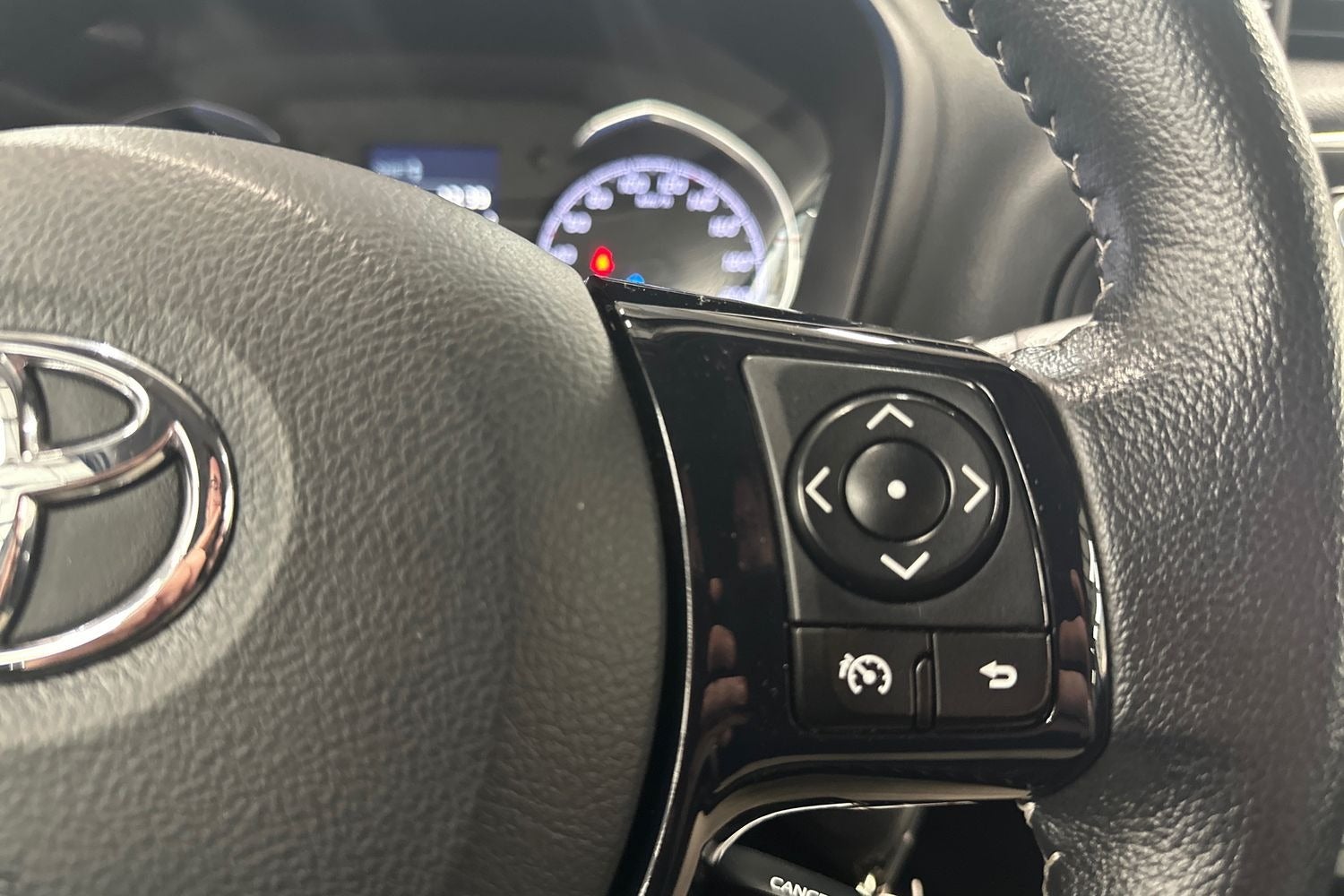 Billede af Toyota Yaris 1,0 VVT-i T2