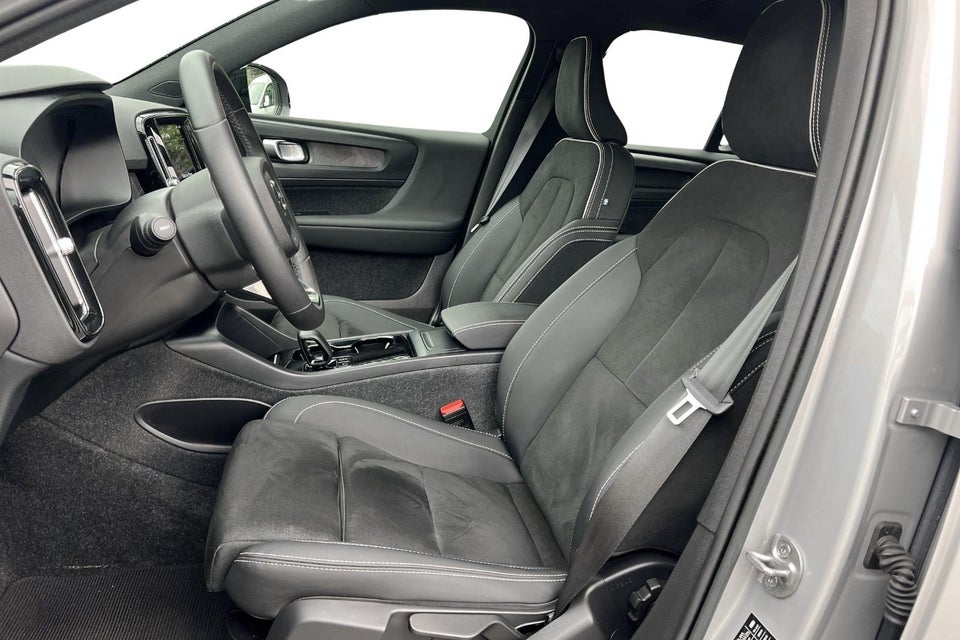 Volvo XC40 ReCharge Plus 2023