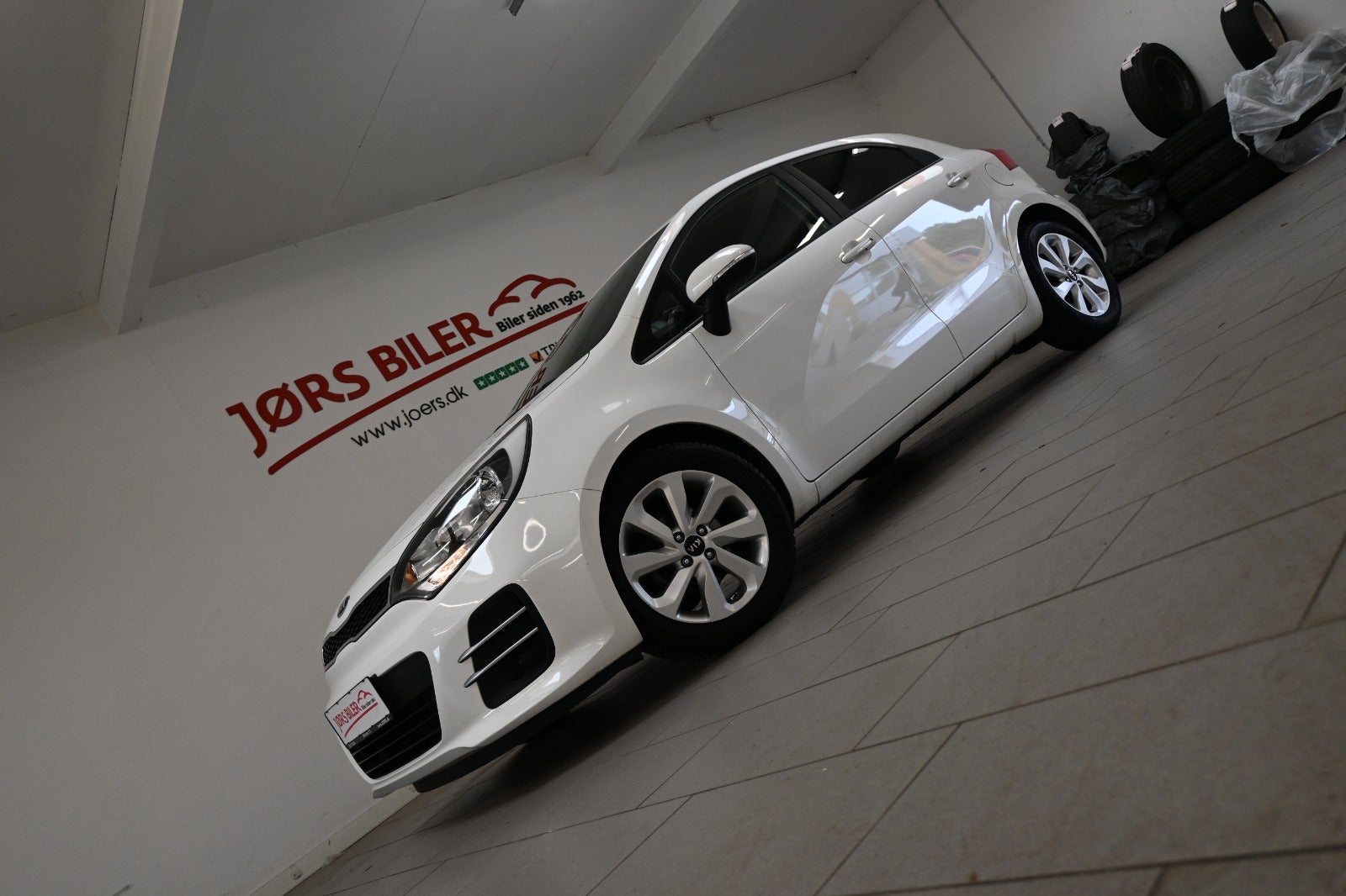 Kia Rio CVVT Attraction