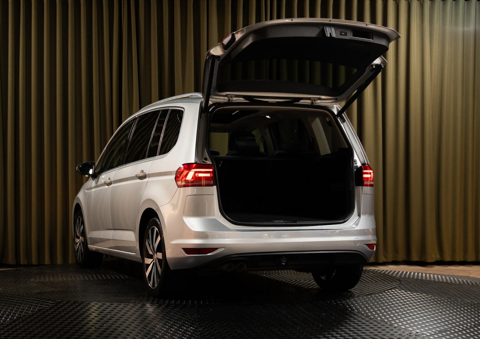 Billede af VW Touran 2,0 TDi 150 Comfortline DSG