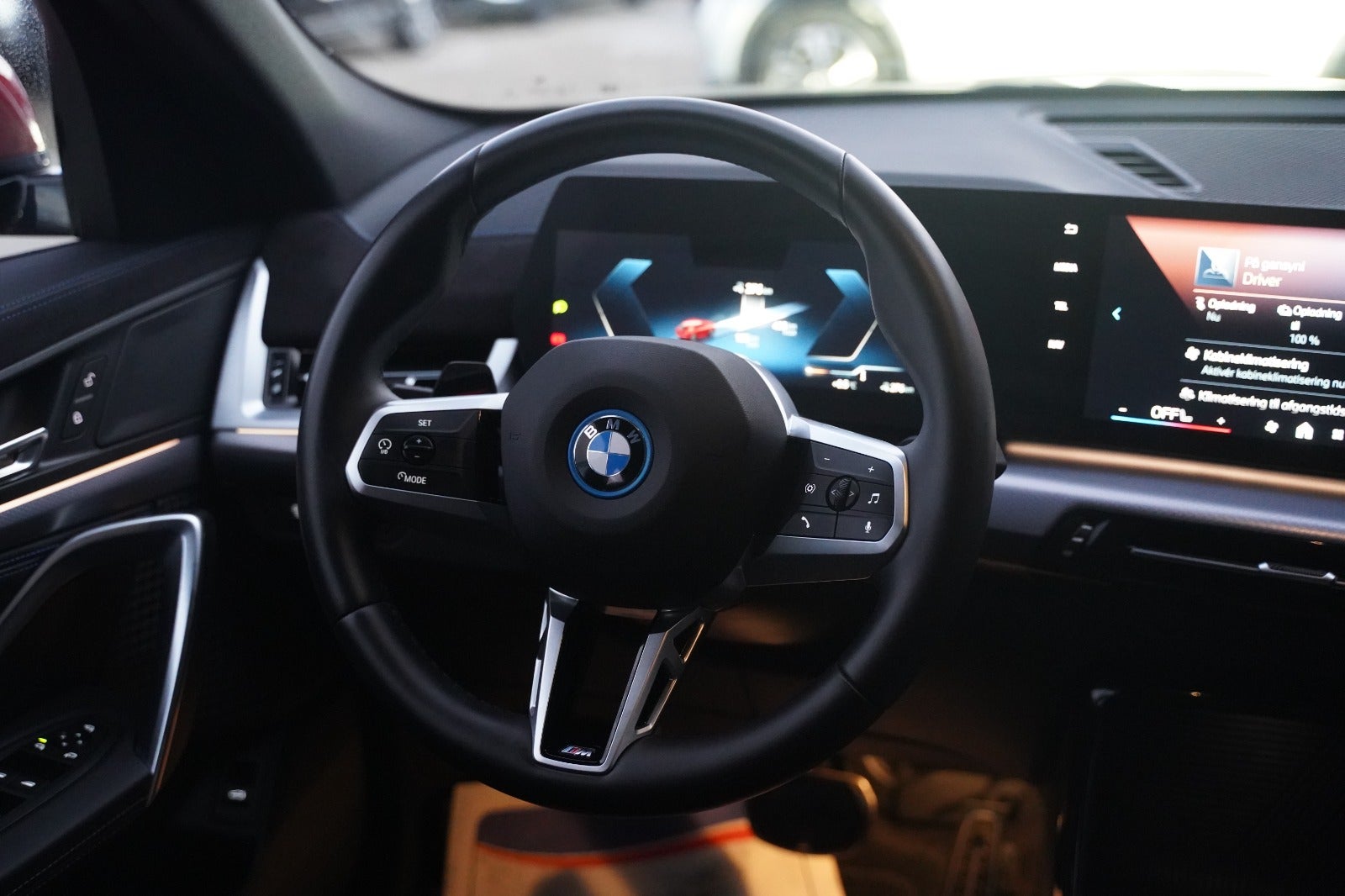 Billede af BMW iX2  eDrive20 M-Sport