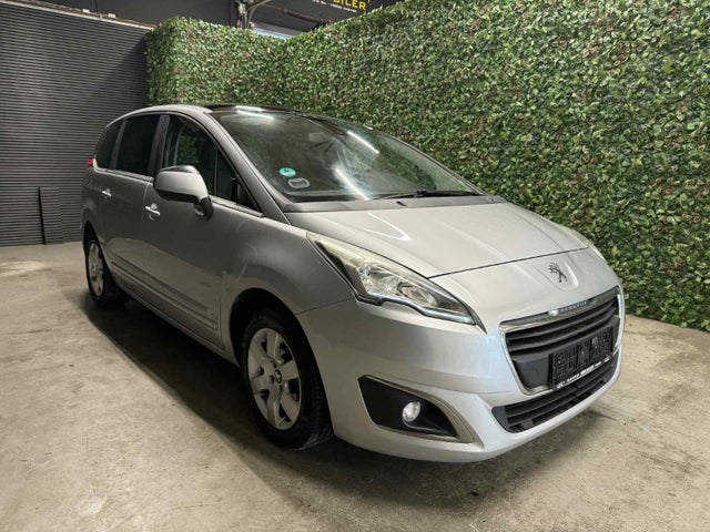 Peugeot 5008 1,6 HDi 114 Style 7prs