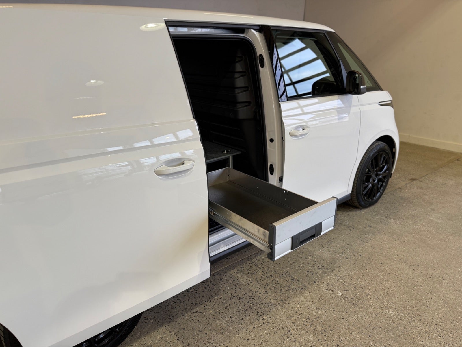 VW ID.Buzz Cargo Pro