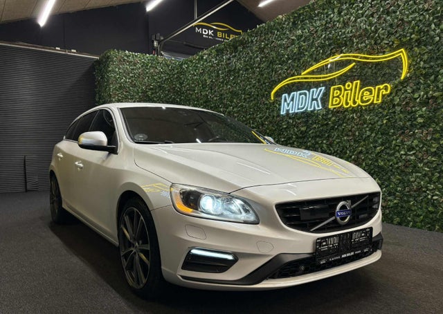 Volvo V60 2,4 D5 215 R-Design aut.