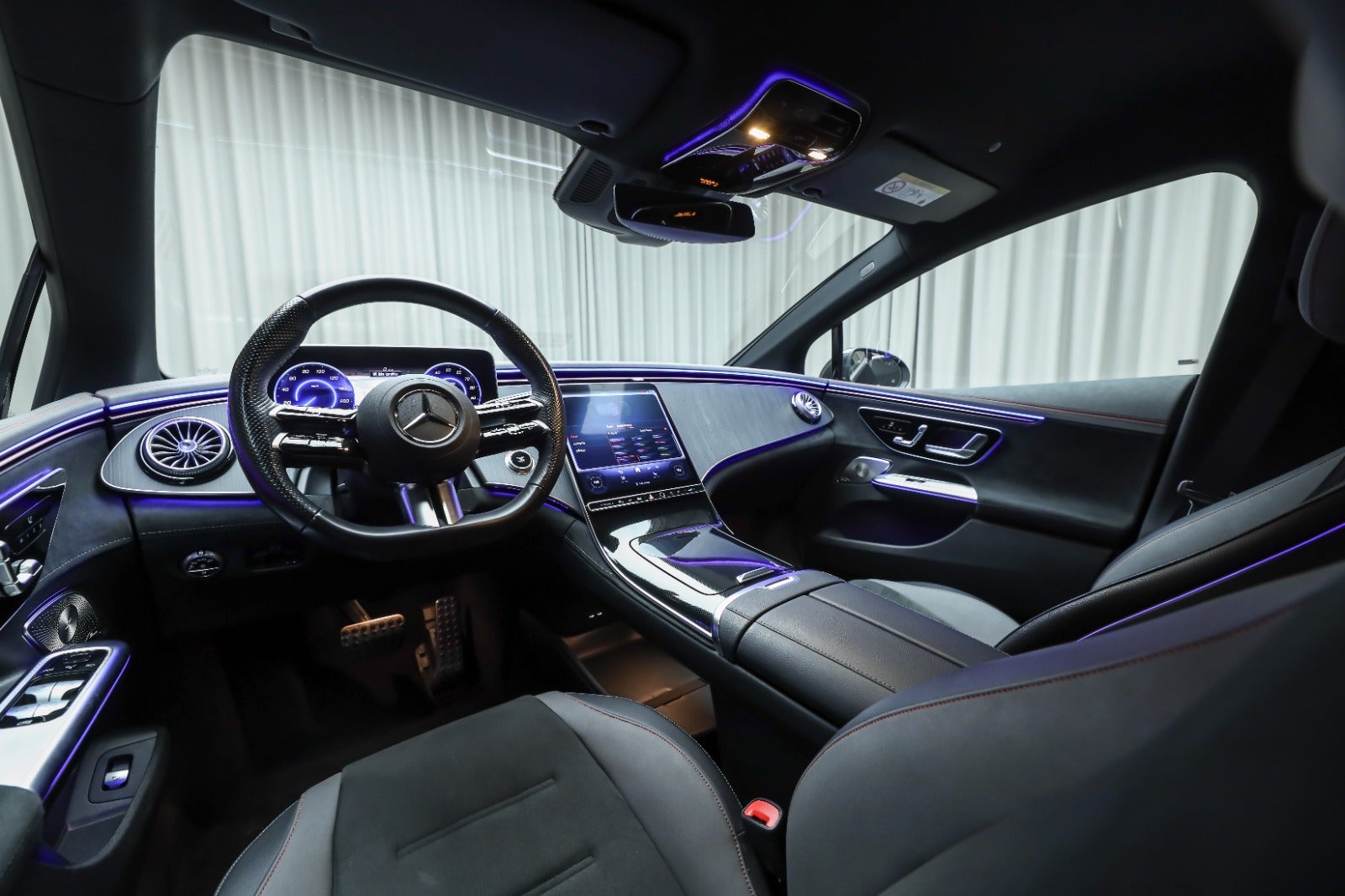 Mercedes-Benz EQE 350