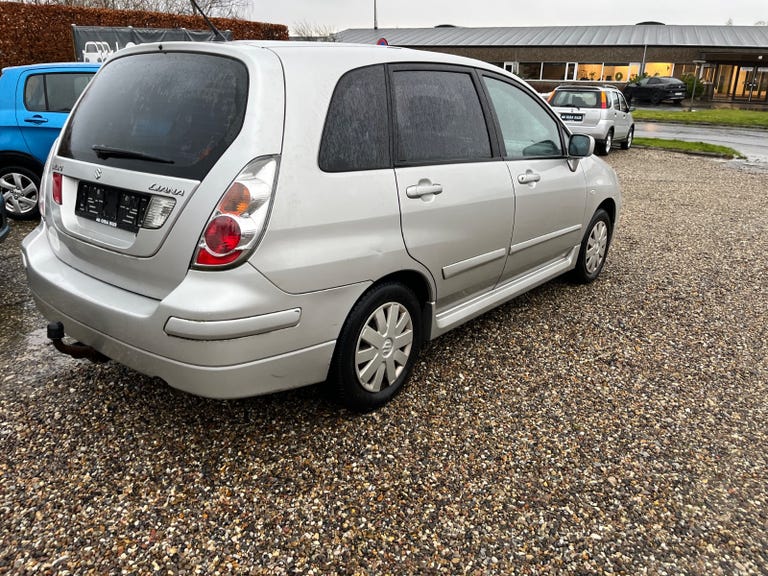 Suzuki Liana GLX