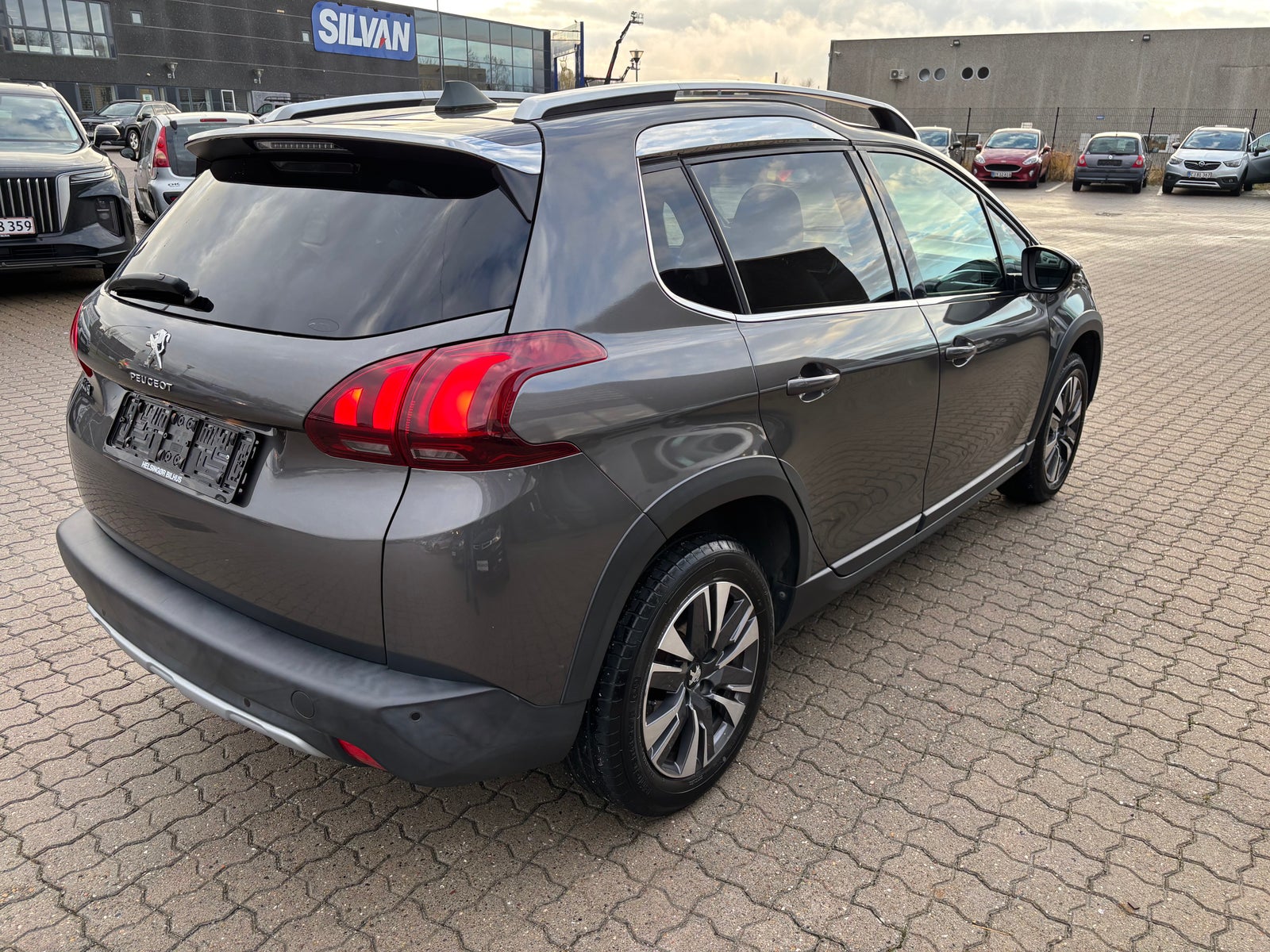 Billede af Peugeot 2008 1,2 e-THP 110 Desire Sky EAT6