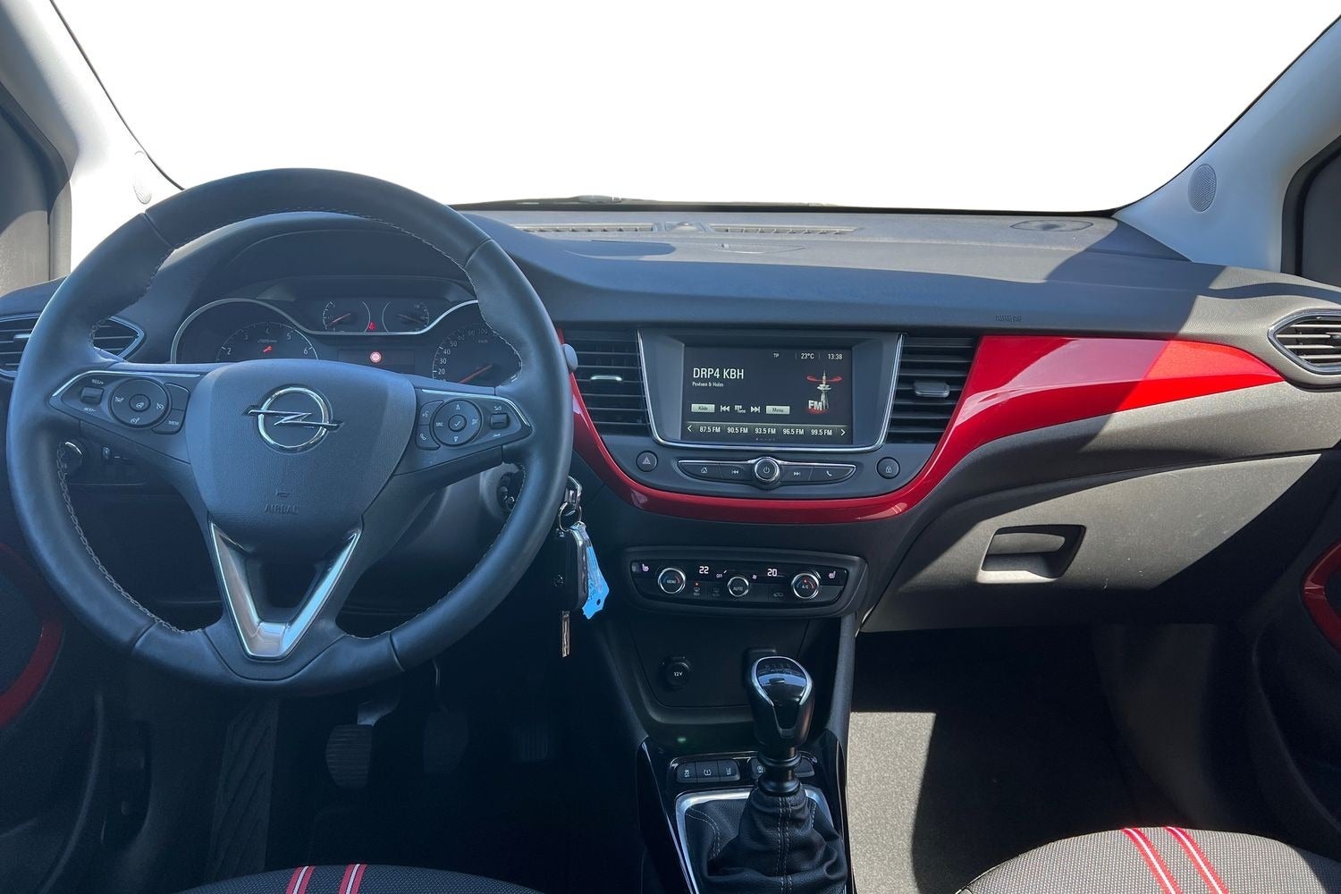 Billede af Opel Crossland 1,2 T 110 Sport LTD