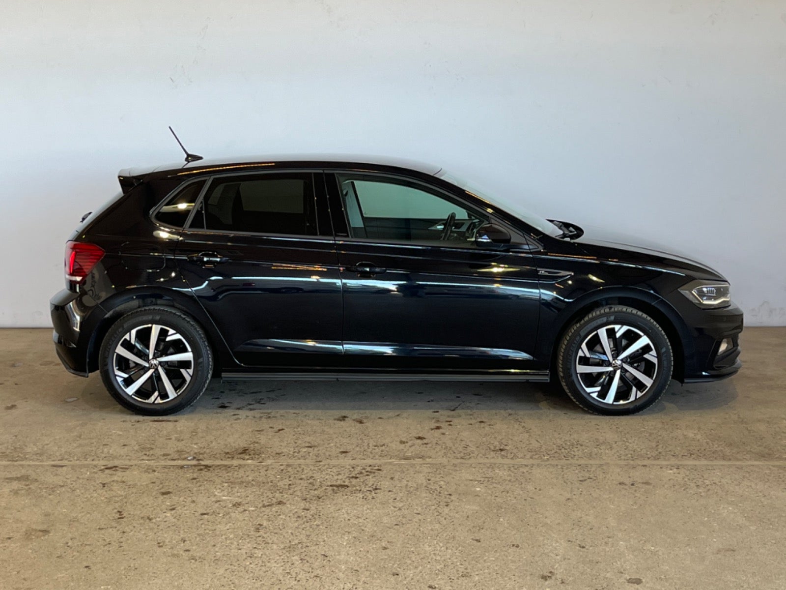 VW Polo TSi 150 R-line DSG Van