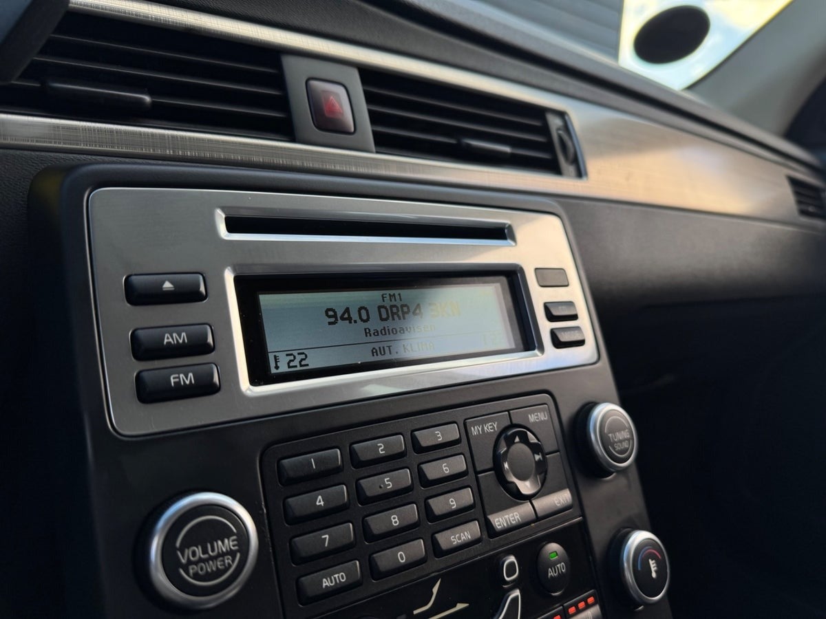 Volvo V70 T Momentum aut.