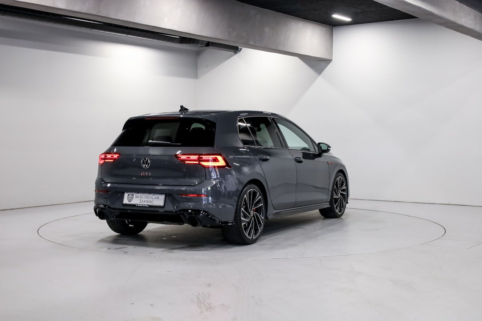 VW Golf VIII 2,0 GTi DSG