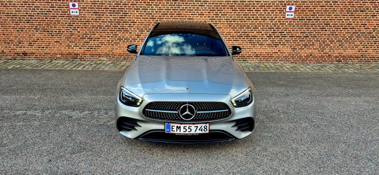 Mercedes E300 de AMG Line stc. aut.