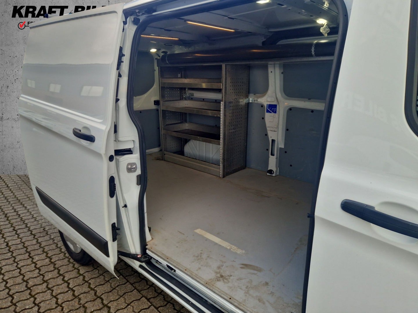 Billede af Ford Transit Custom 300L 2,0 TDCi 130 Trend