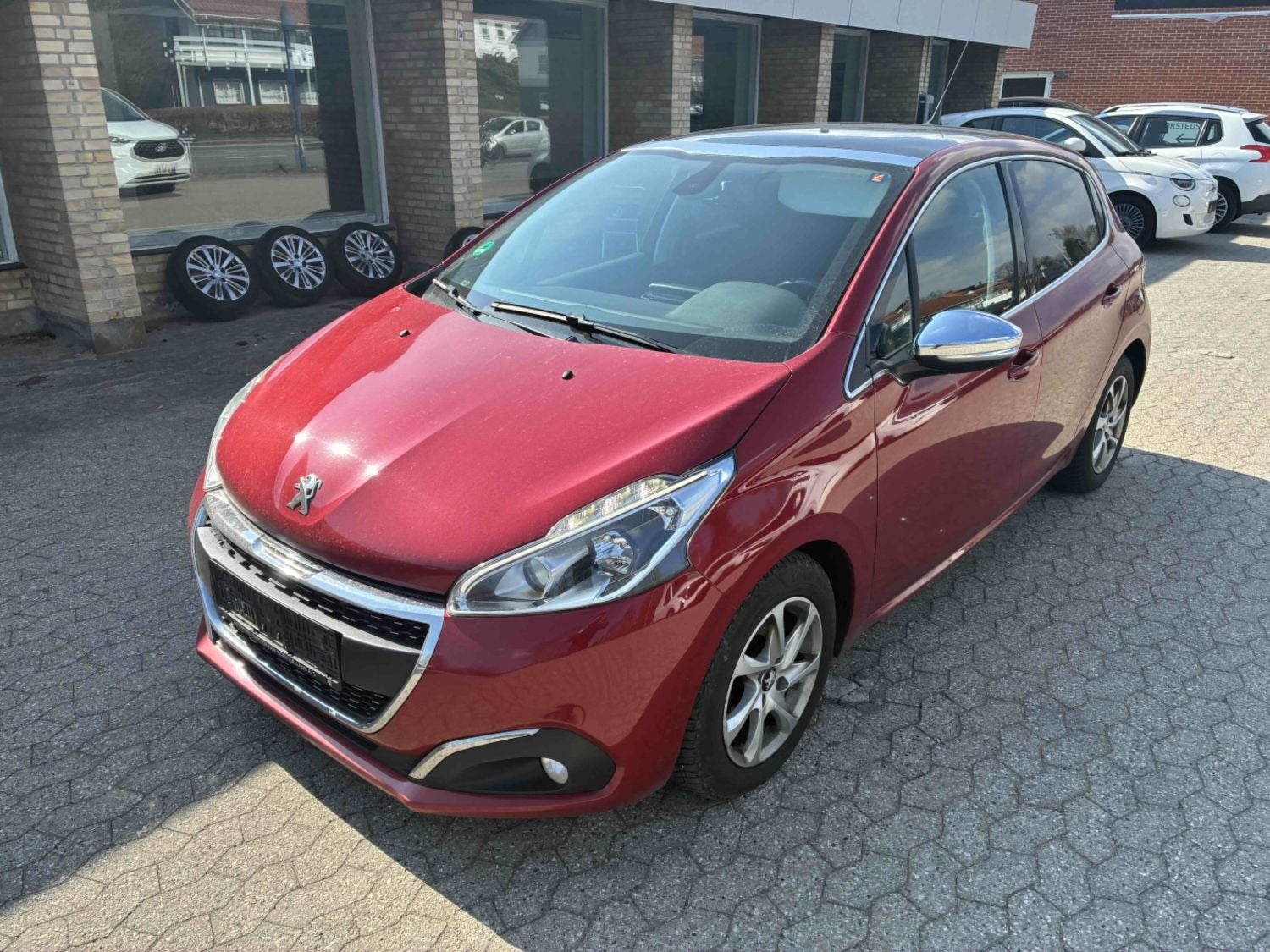 Peugeot 208 BlueHDi 100 Allure Sky - billede 2