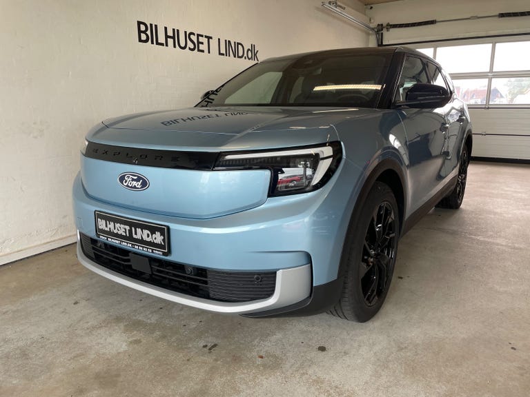 Ford Explorer Premium Extended Range