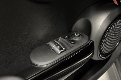 MINI Cooper SE Classic Trim