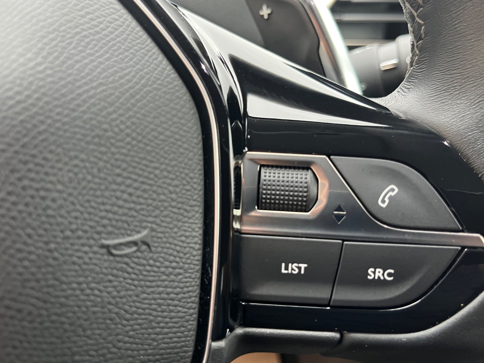 Billede af Peugeot 3008 1,6 Hybrid Allure Pack Limited EAT8