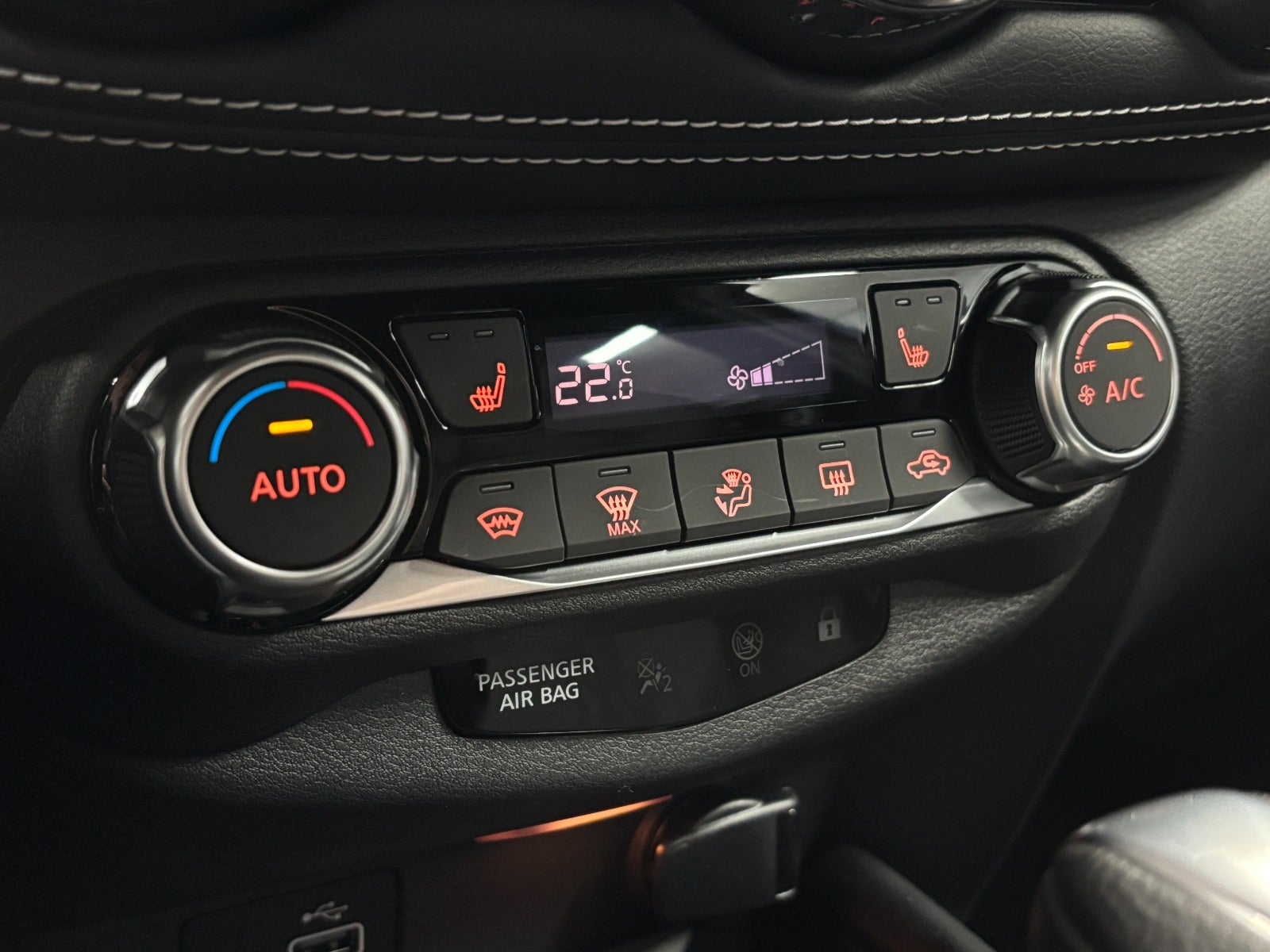 Billede af Nissan Juke 1,6 Hybrid Tekna aut.