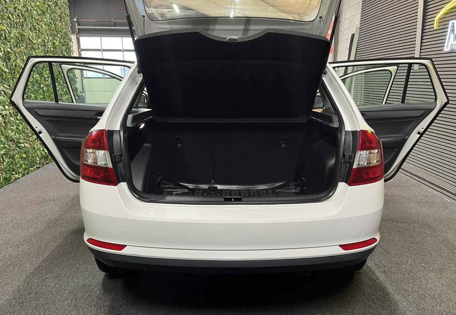 Billede af Skoda Rapid 1,2 TSi 90 Ambition Spaceback DSG