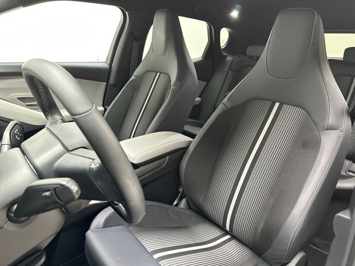 Ford Capri Select Extended Range billede 17