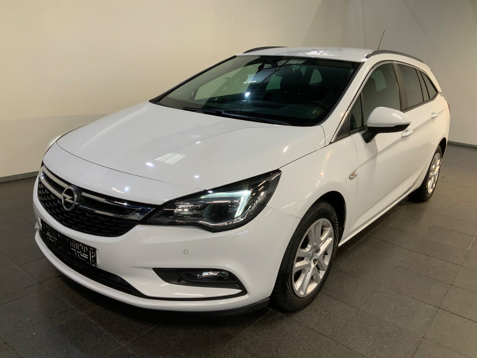 Opel Astra (1/8)