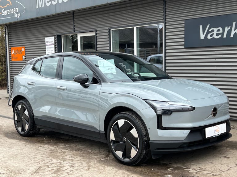 Volvo EX30 Extended Range Ultra