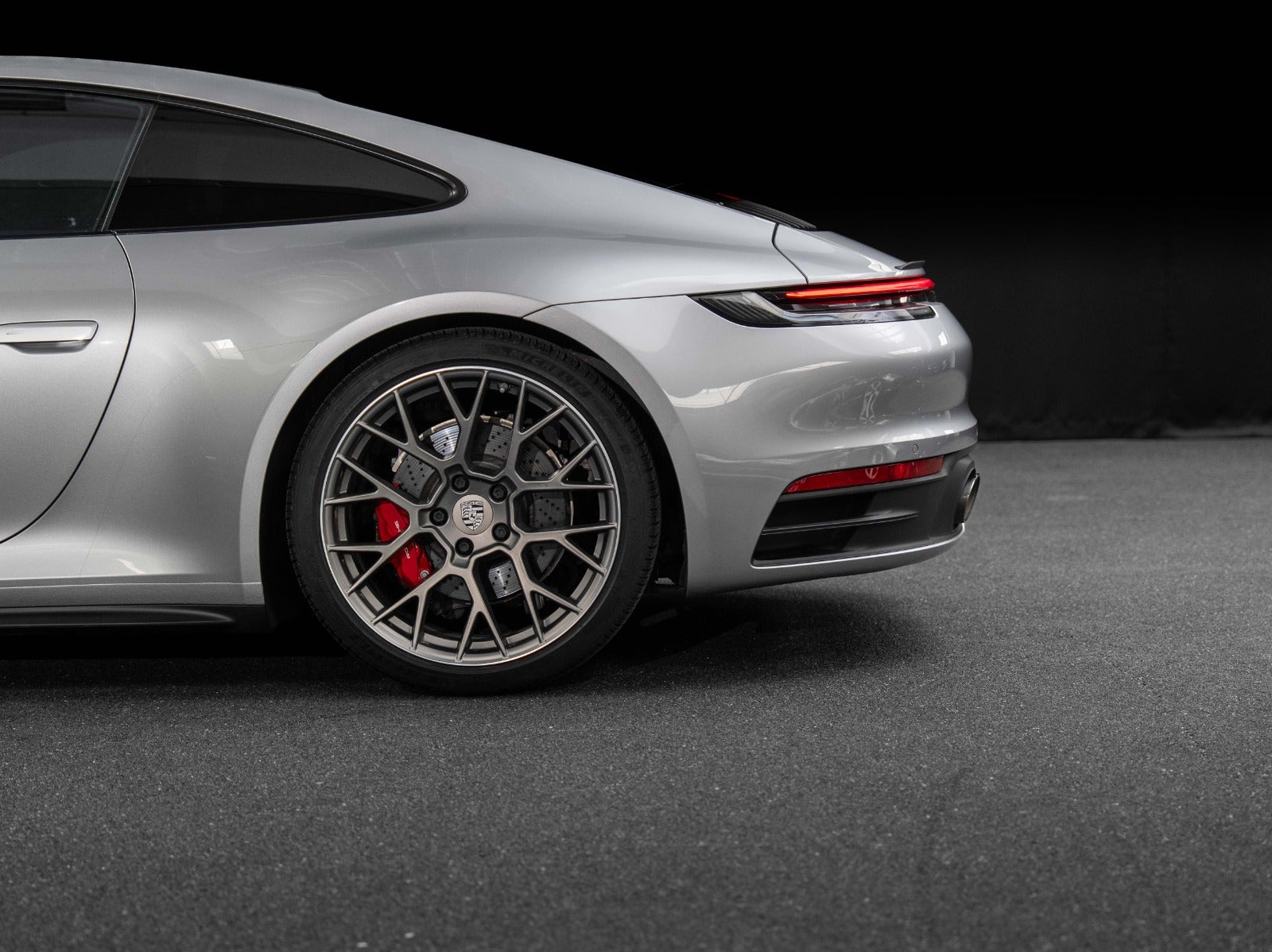 Gallery image 5 of 18