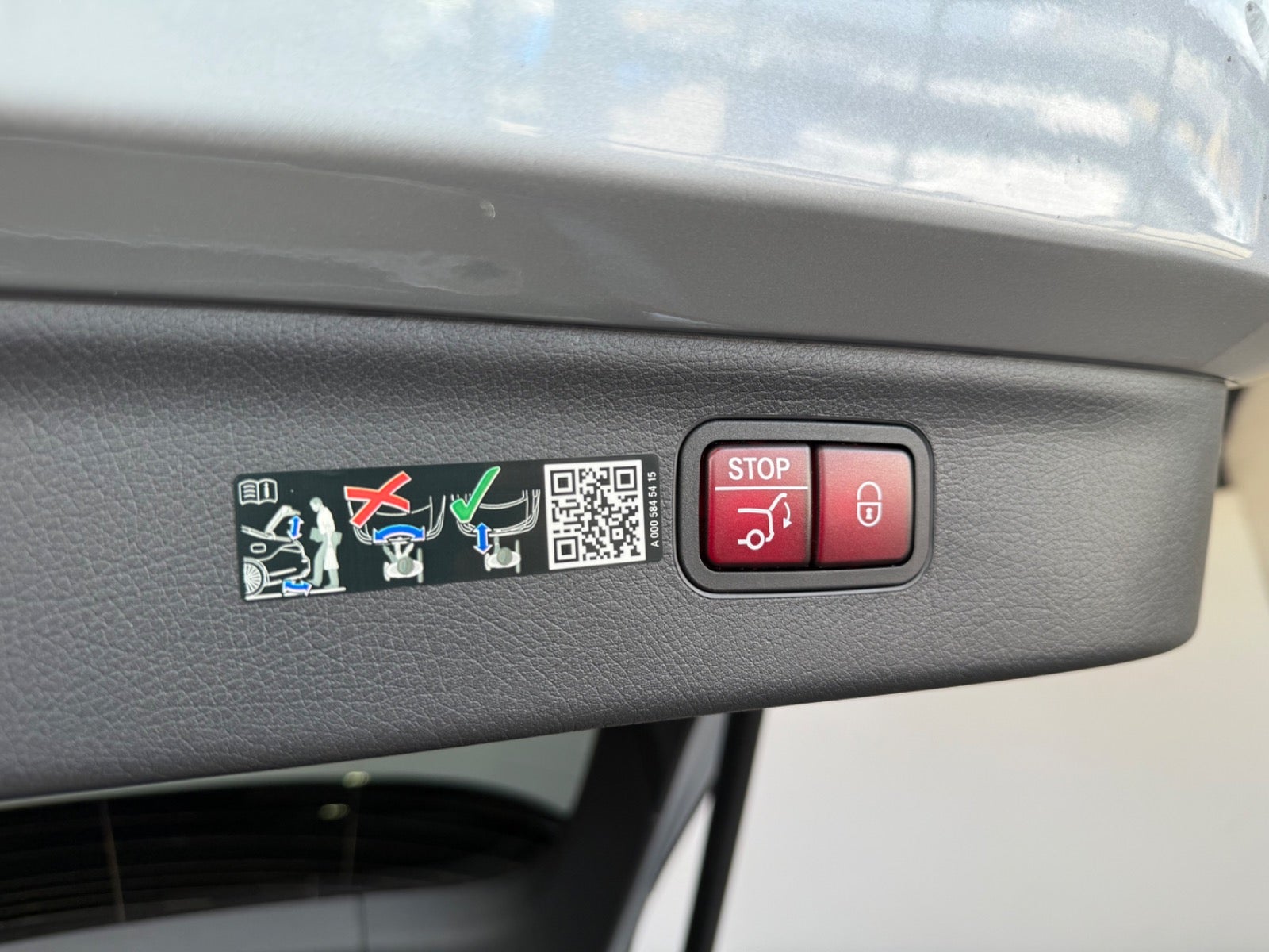 Mercedes EQS450+ SUV