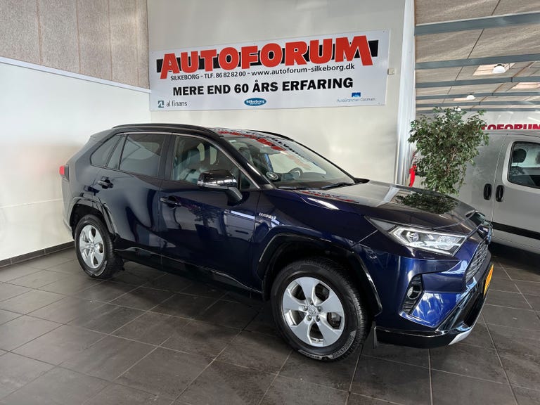 Toyota RAV4 Hybrid H3 Style MDS Van