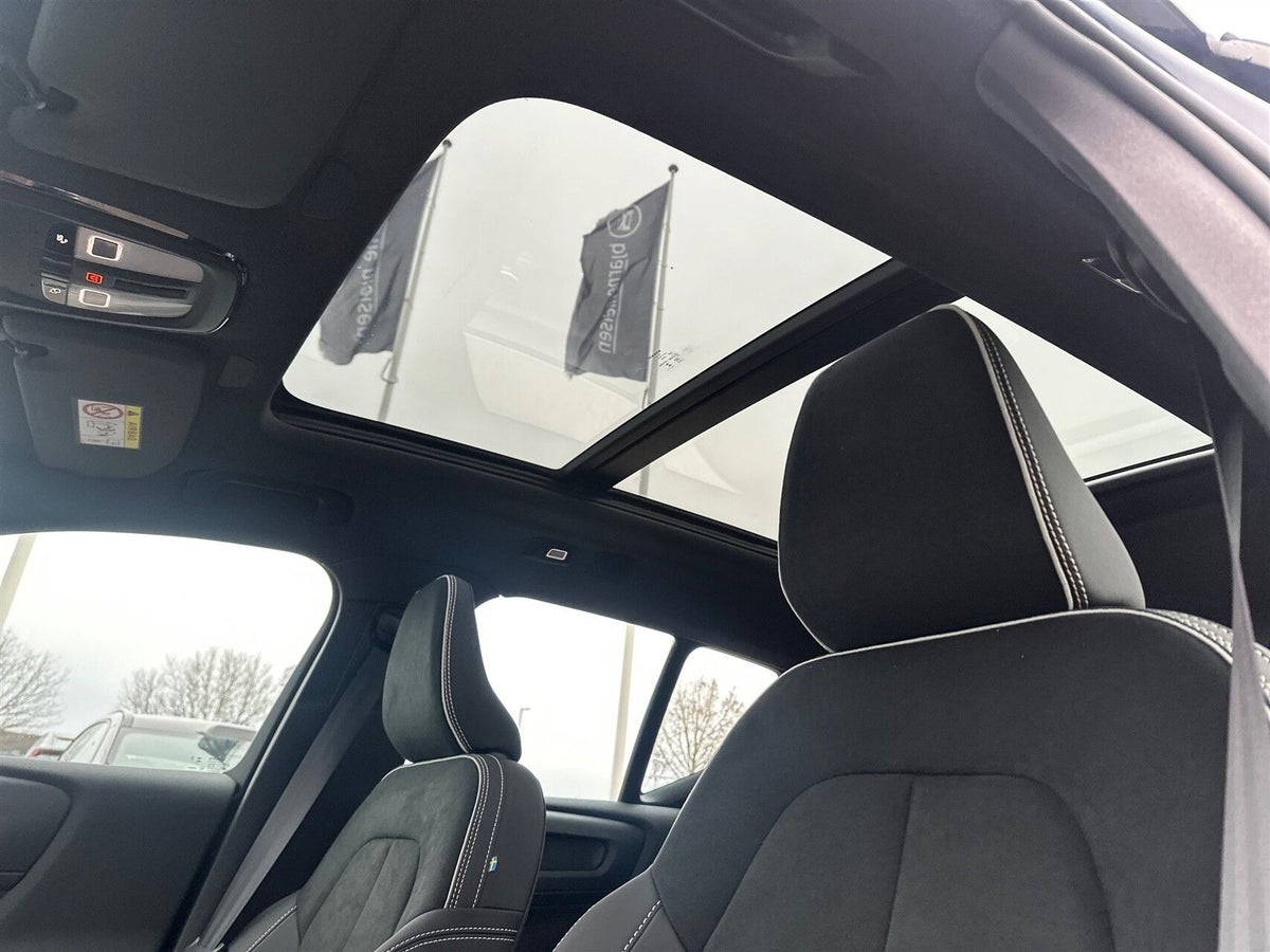 Volvo EX40 Extended Range Black Edition Excess billede 21