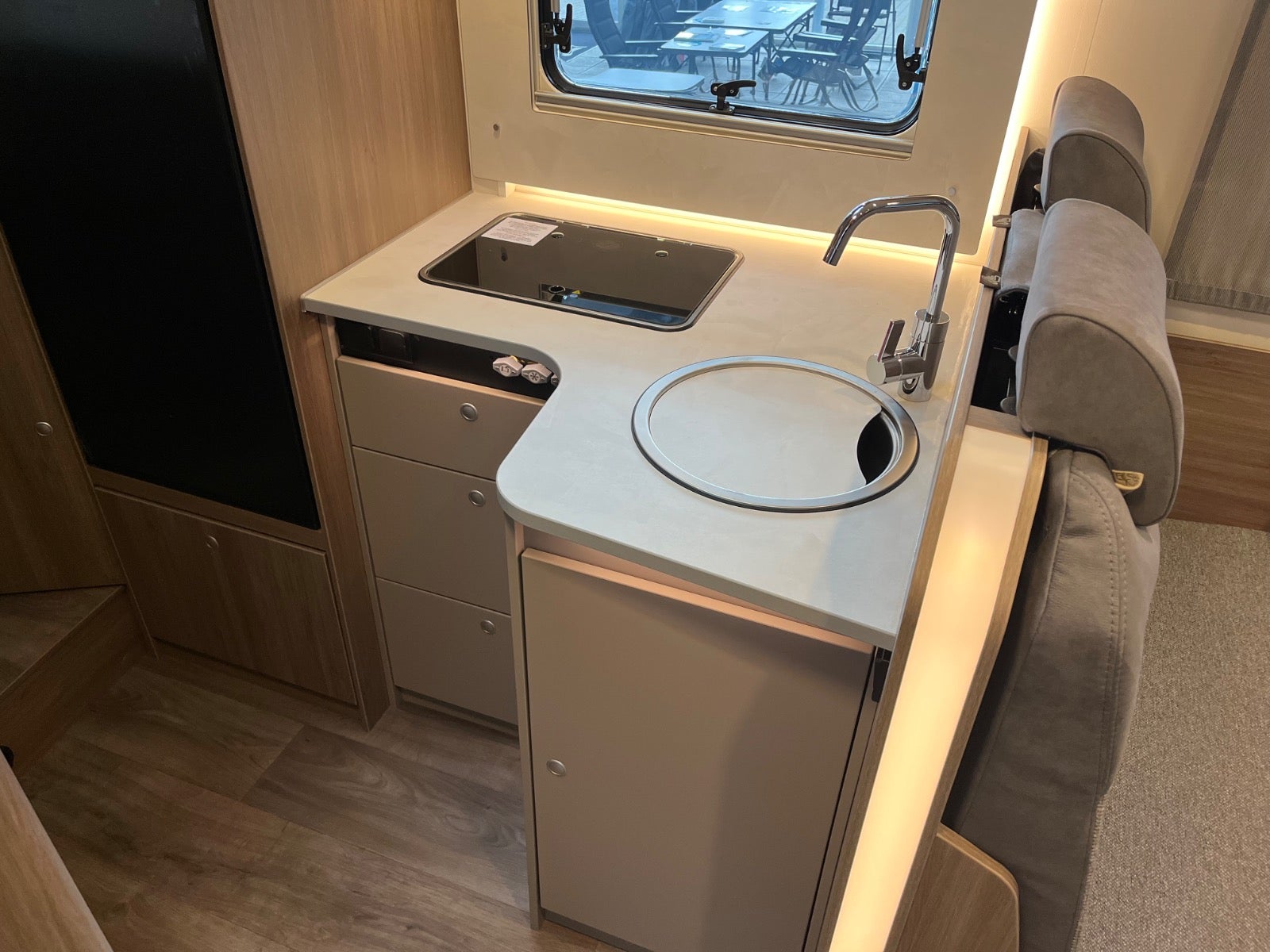 Carado T448 PRO+ JTD 140 aut.