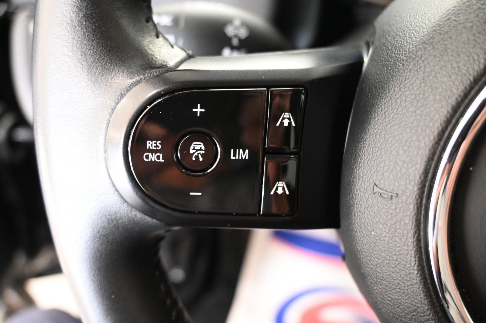 MINI Countryman Cooper SE Essential aut. ALL4