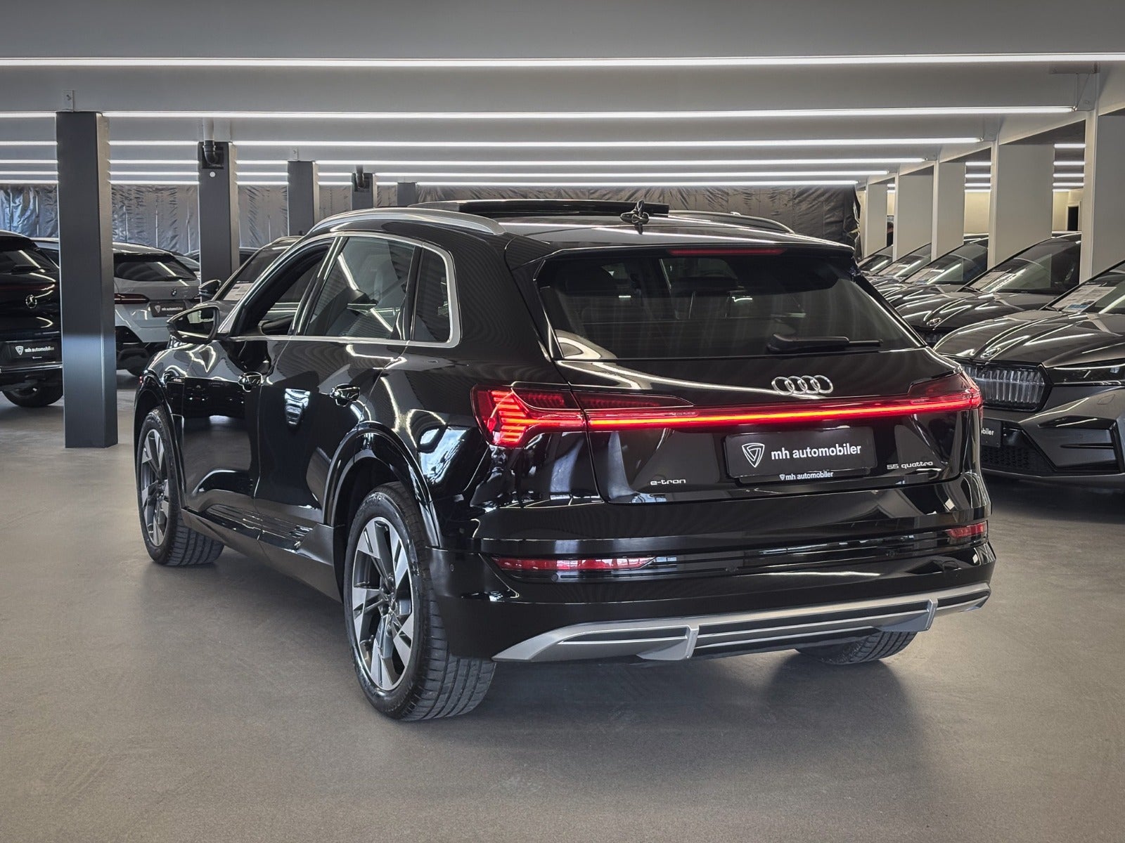 Billede af Audi e-tron 55 S-line quattro