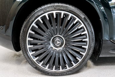 Mercedes EQE53 SUV