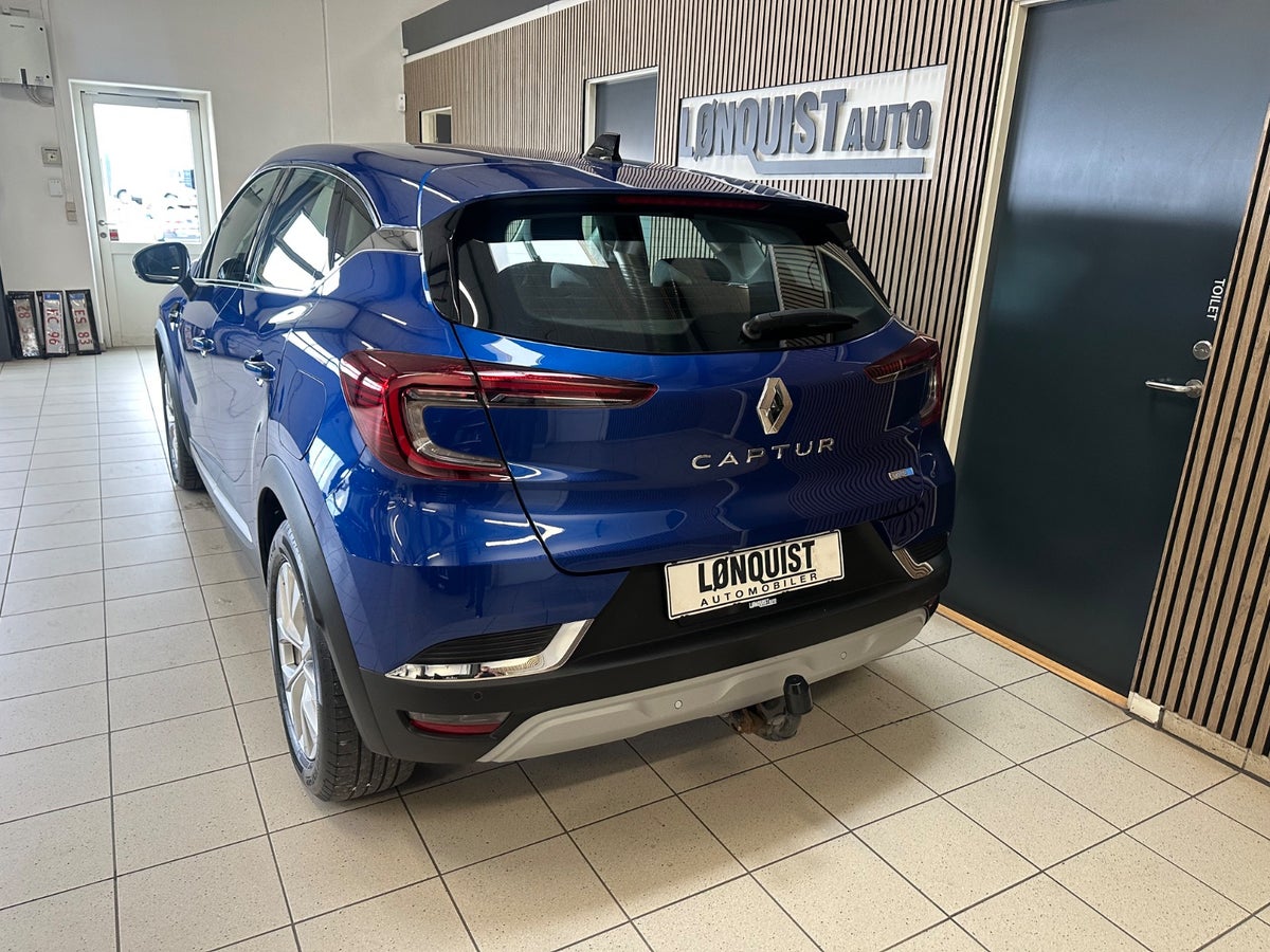 Renault Captur E-Tech Intens