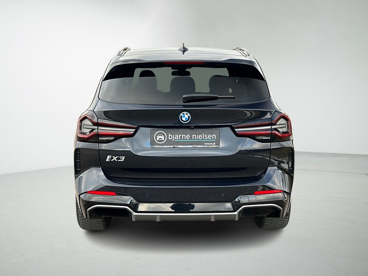 BMW iX3 Charged M-Sport billede 6