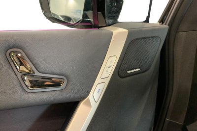 BMW iX xDrive40 Supercharged