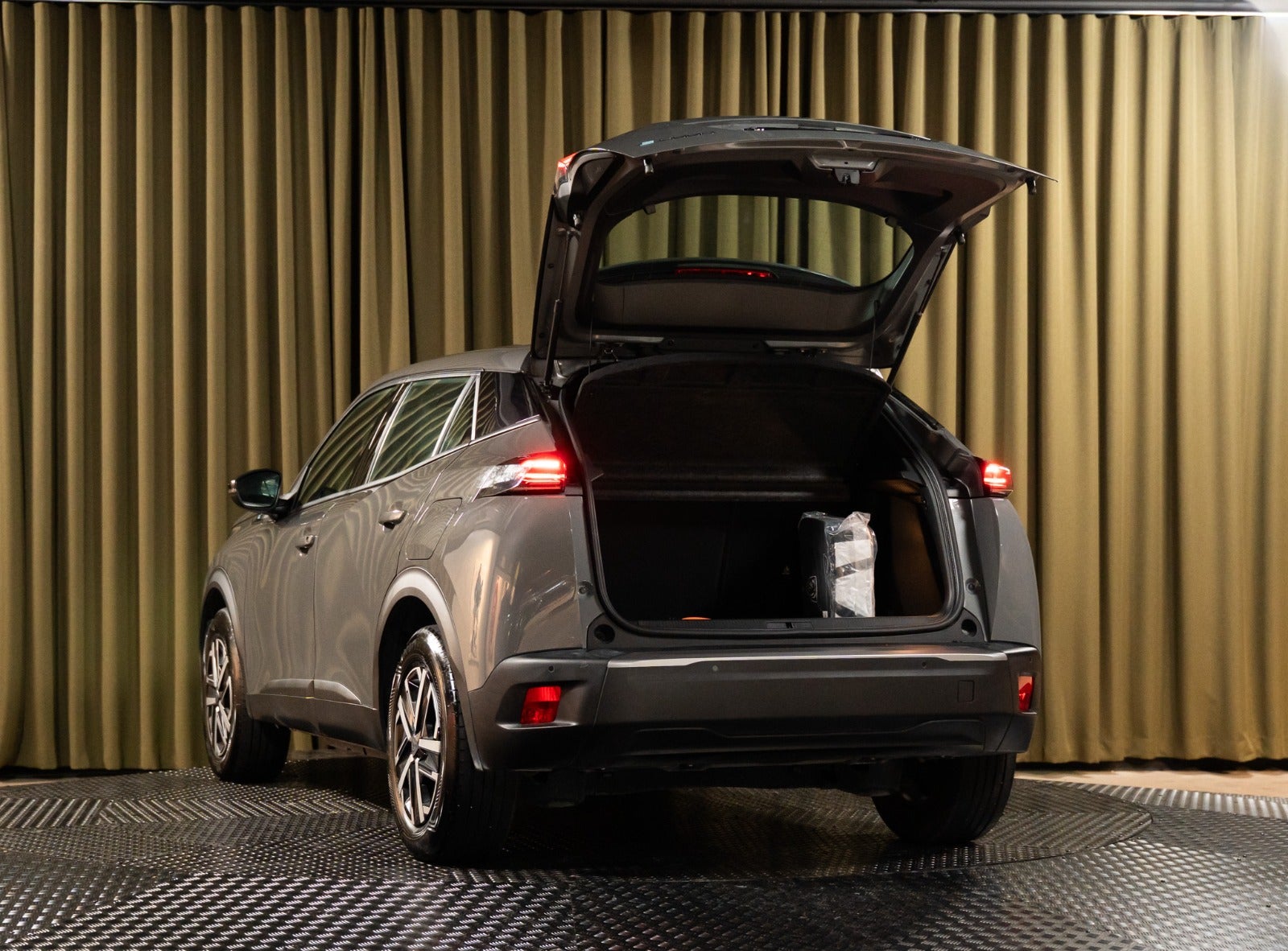 Billede af Peugeot e-2008 50 Active