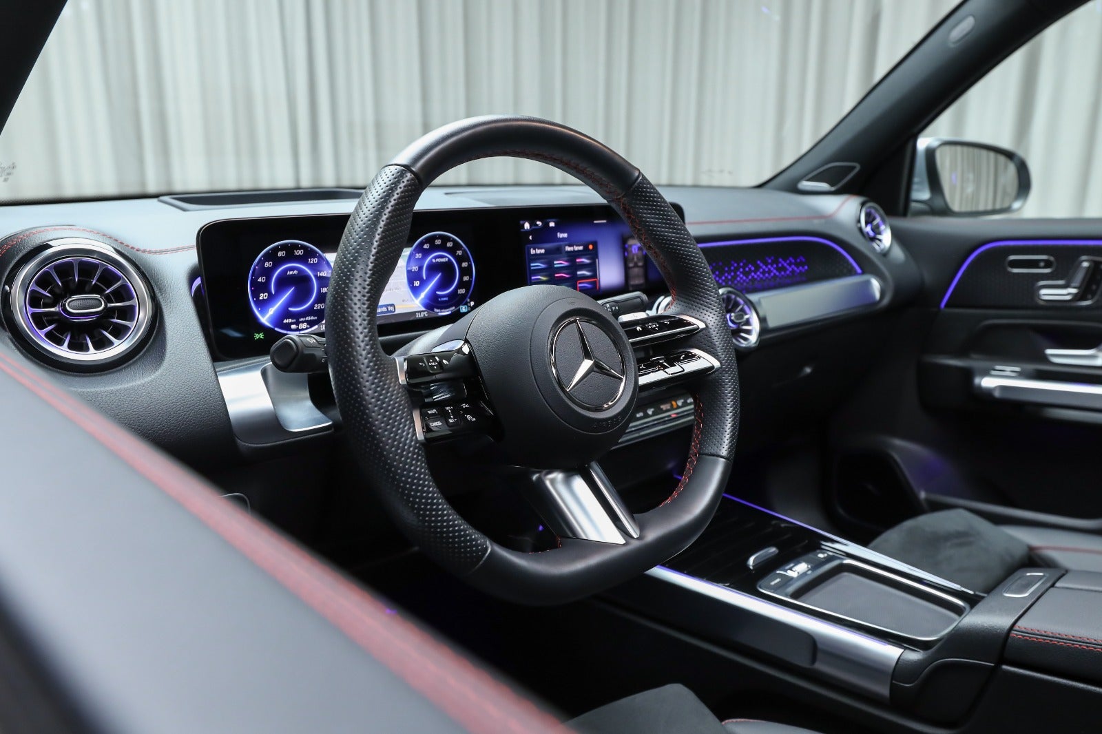 Mercedes-Benz EQB 250+