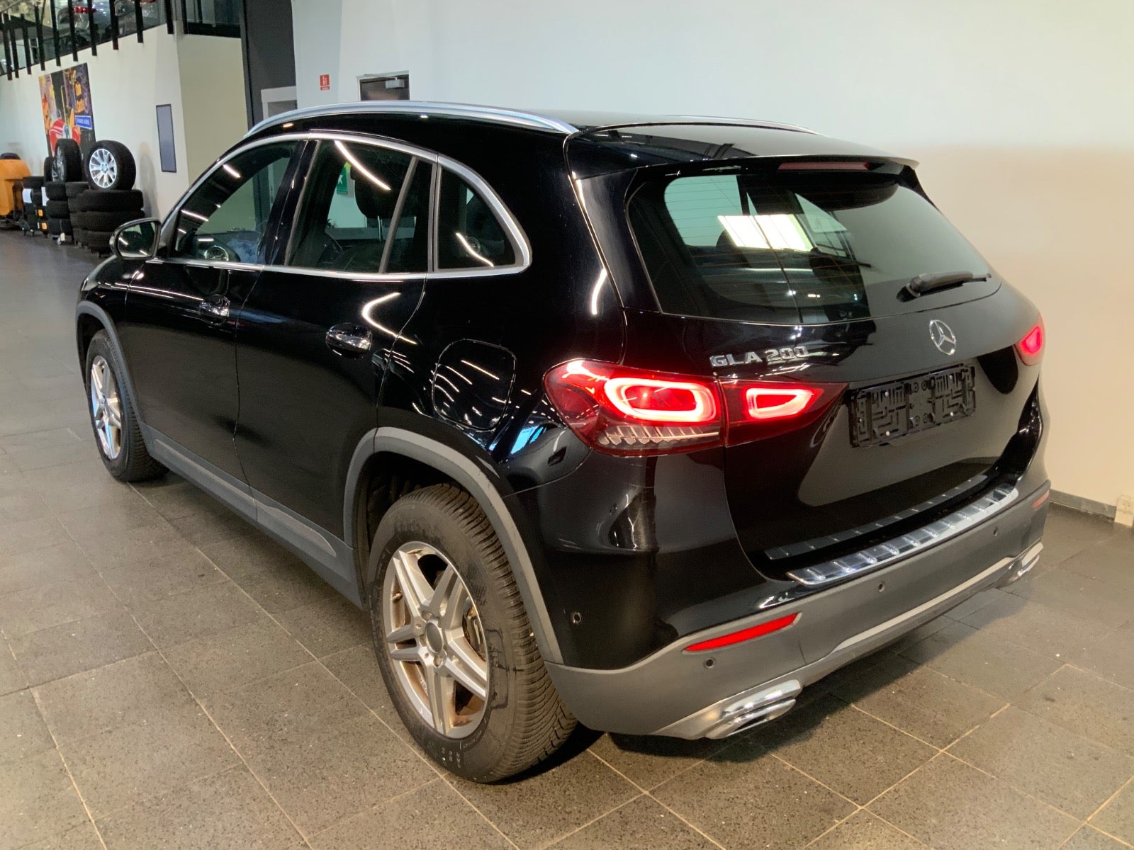 Mercedes-Benz GLA 200 (5/8)