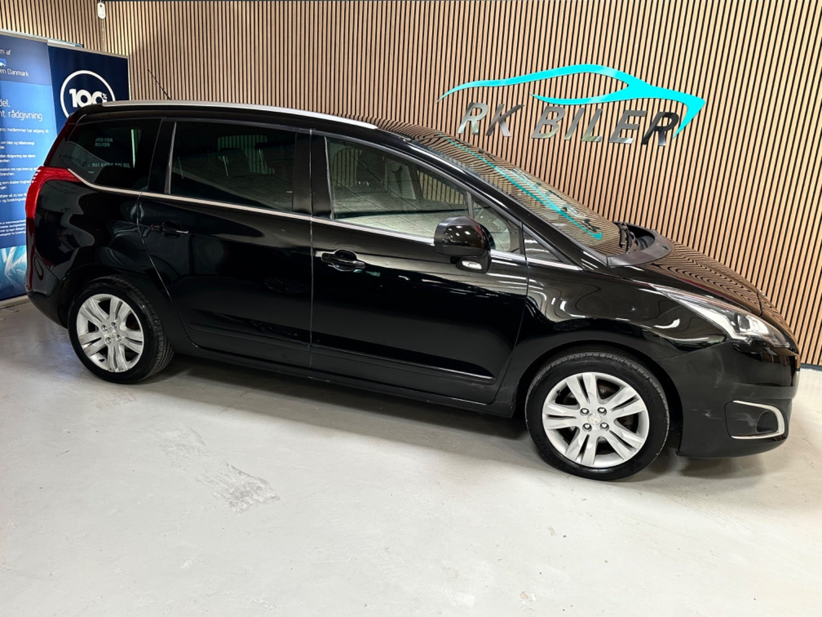 Peugeot 5008 2016