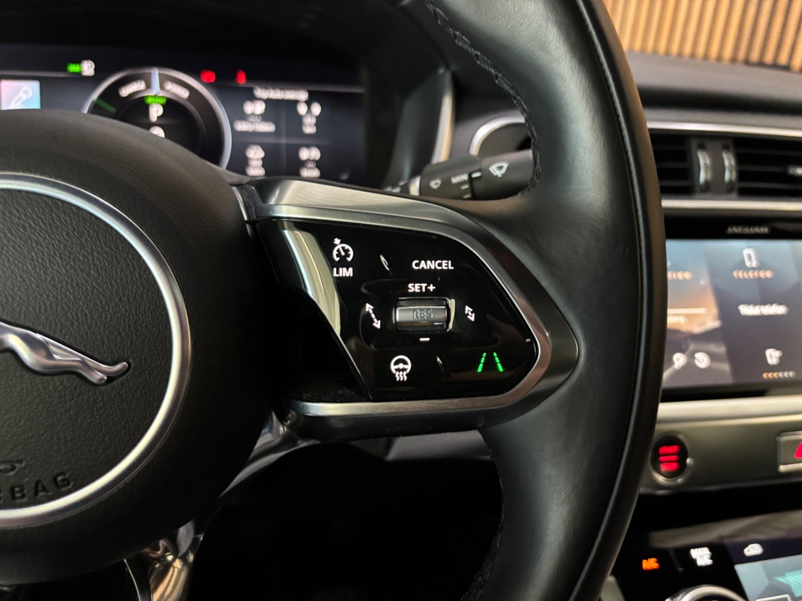 Billede af Jaguar I-Pace  EV400 HSE AWD