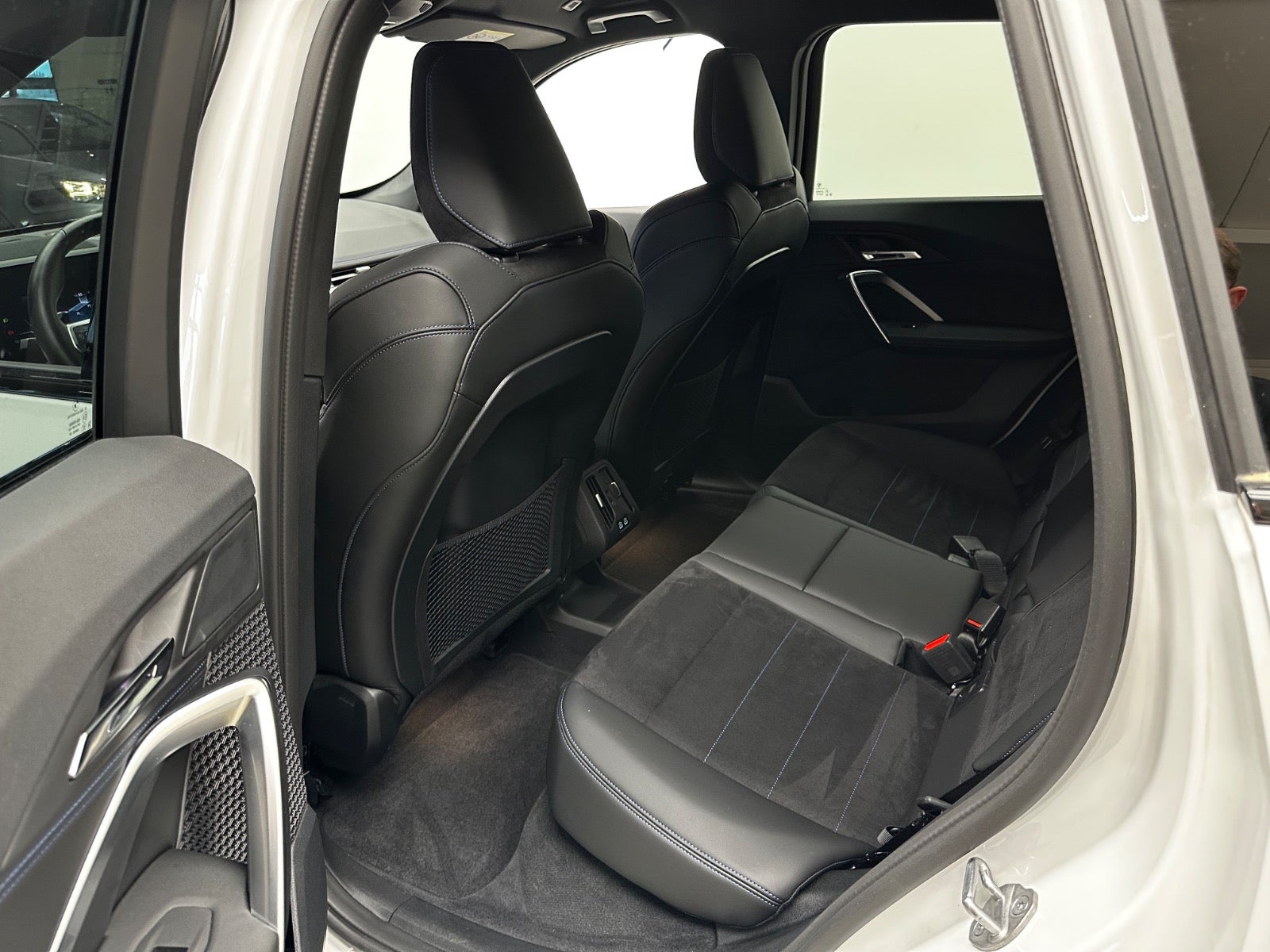 Billede af BMW iX1  eDrive20 Fully Charged M-Sport