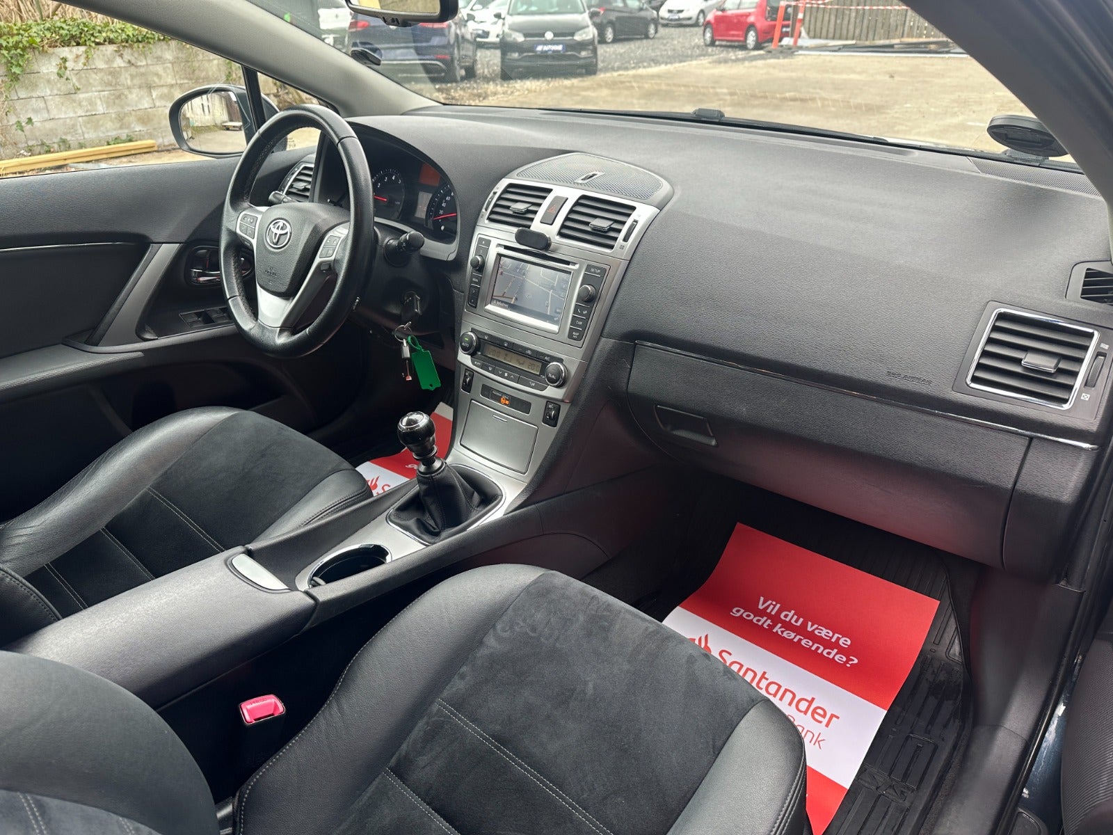 Toyota Avensis 2014